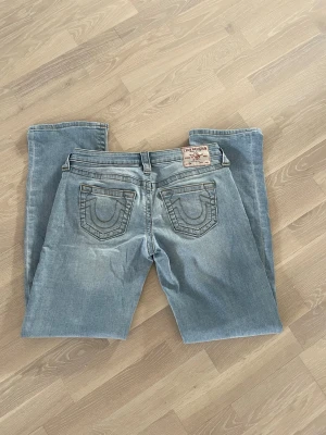 True Religion Sarah Low Rise Jeans - Storlek 27