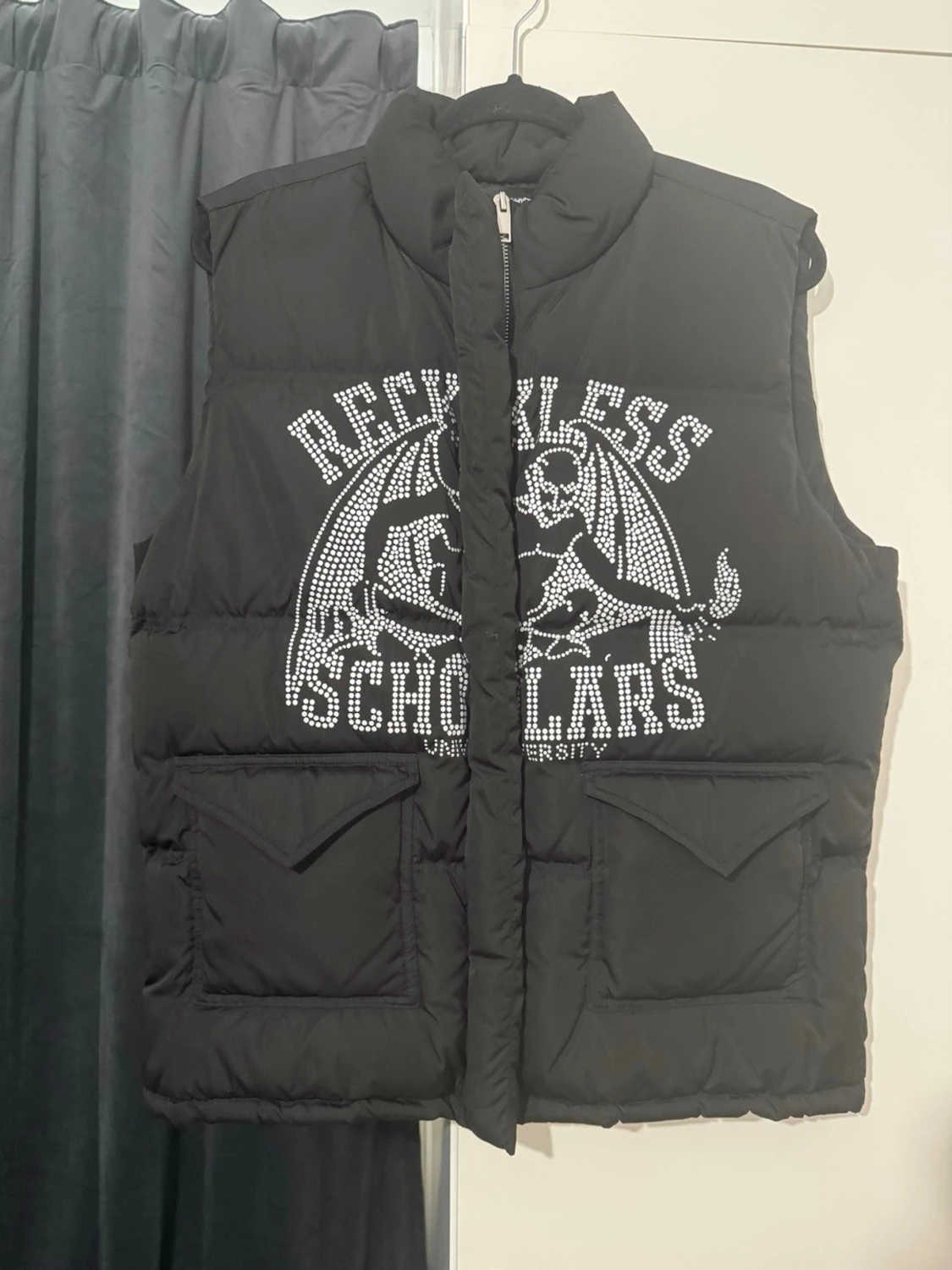 Reckless Scholars väst