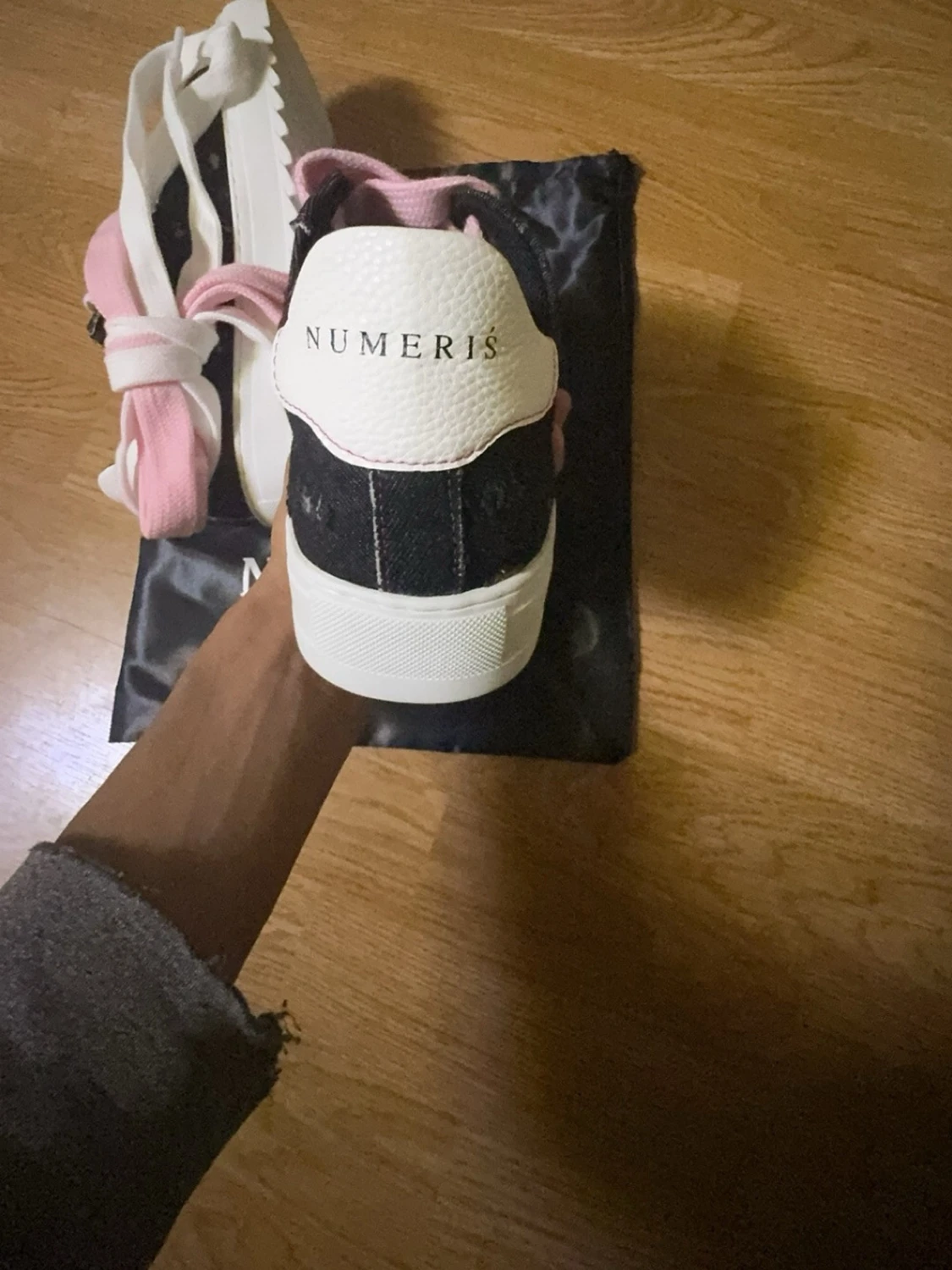 Svarta sneakers från Numeris - 2