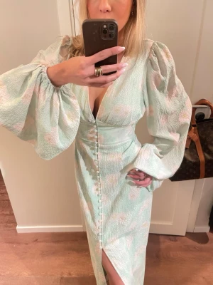 Adoore - Adooreklänning, helt magisk inga defekter, strl 36 ✨🩷