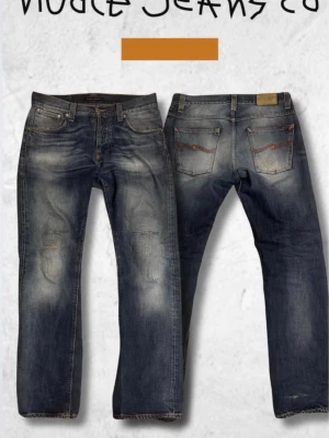 Nudie jeans - Average Joe  - Säljer dessa jeans från Nudie. Modell Average Joe. Denna modell säljs inte längre ny, därav är dessa jeans svåra att få tag på och eftertraktade. Storlek W31 L32 