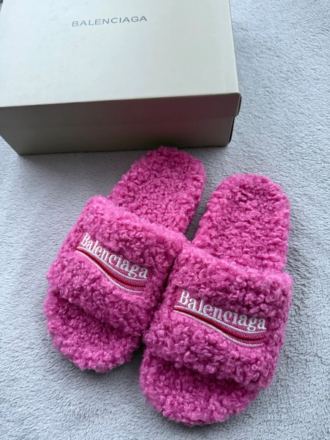 Balenciaga Pink Teddy Fur Slides Size 38 – Like New - 2