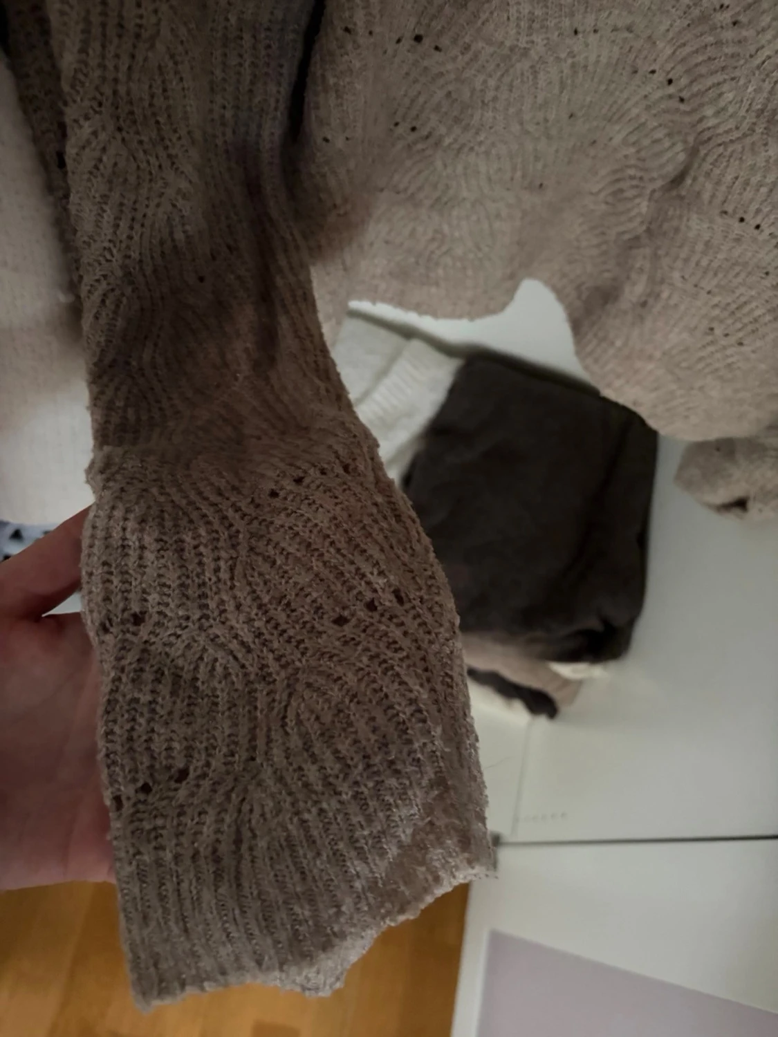 Beige stickad tröja från ONLY - 2