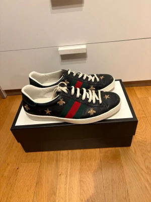 Gucci trainers - storlek 43| allt og tillkommer| skick 9/10|  Pm för mer info!