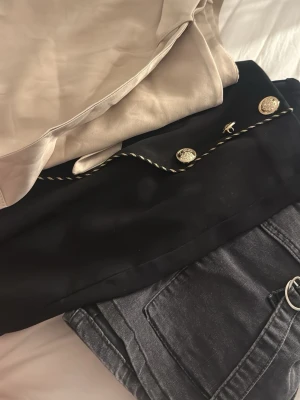 Tre olika kjolar - 75kr styck eller 200 ihop för alla tre