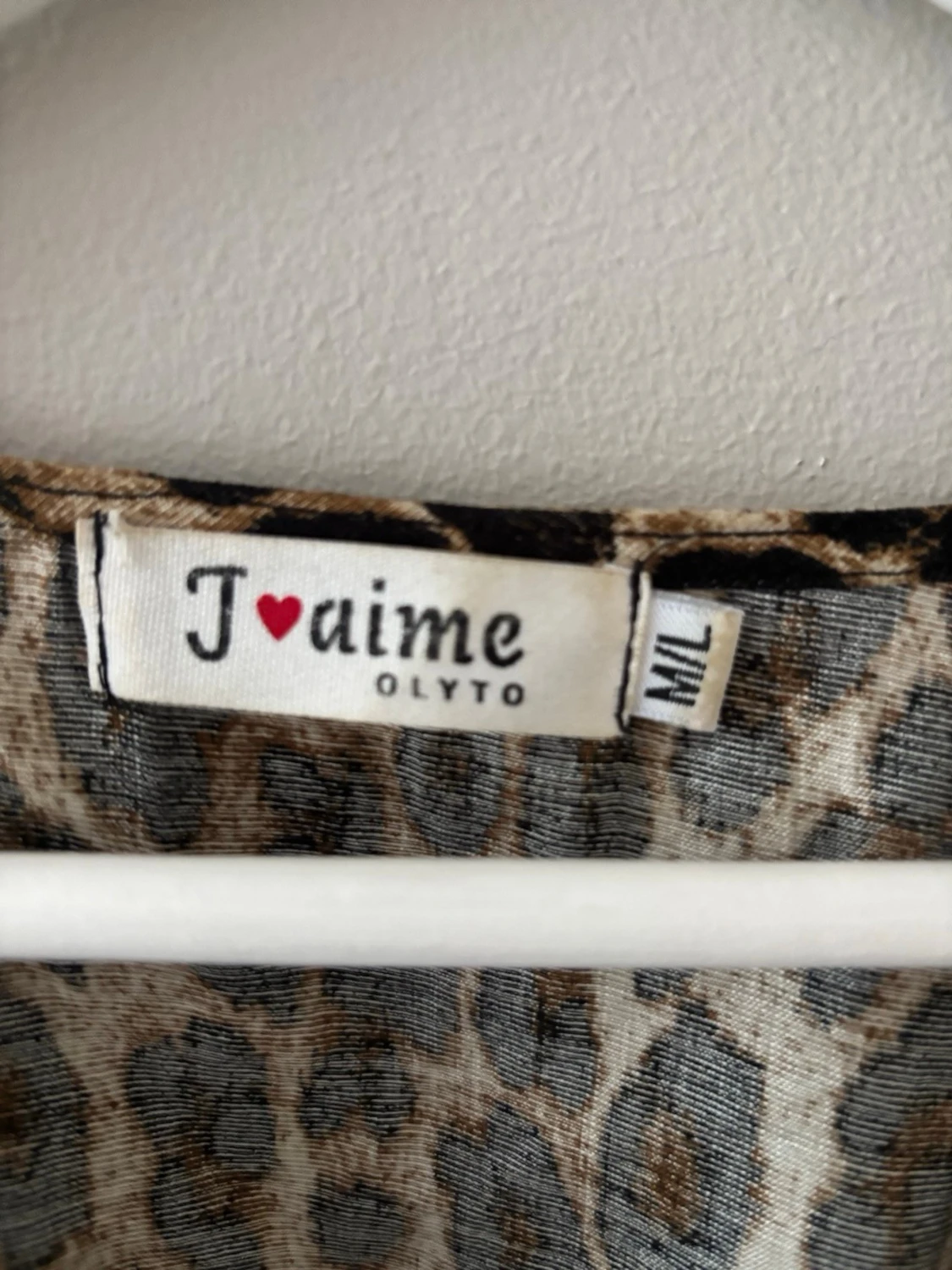 Leopardmönstrad blus med knyt - 2