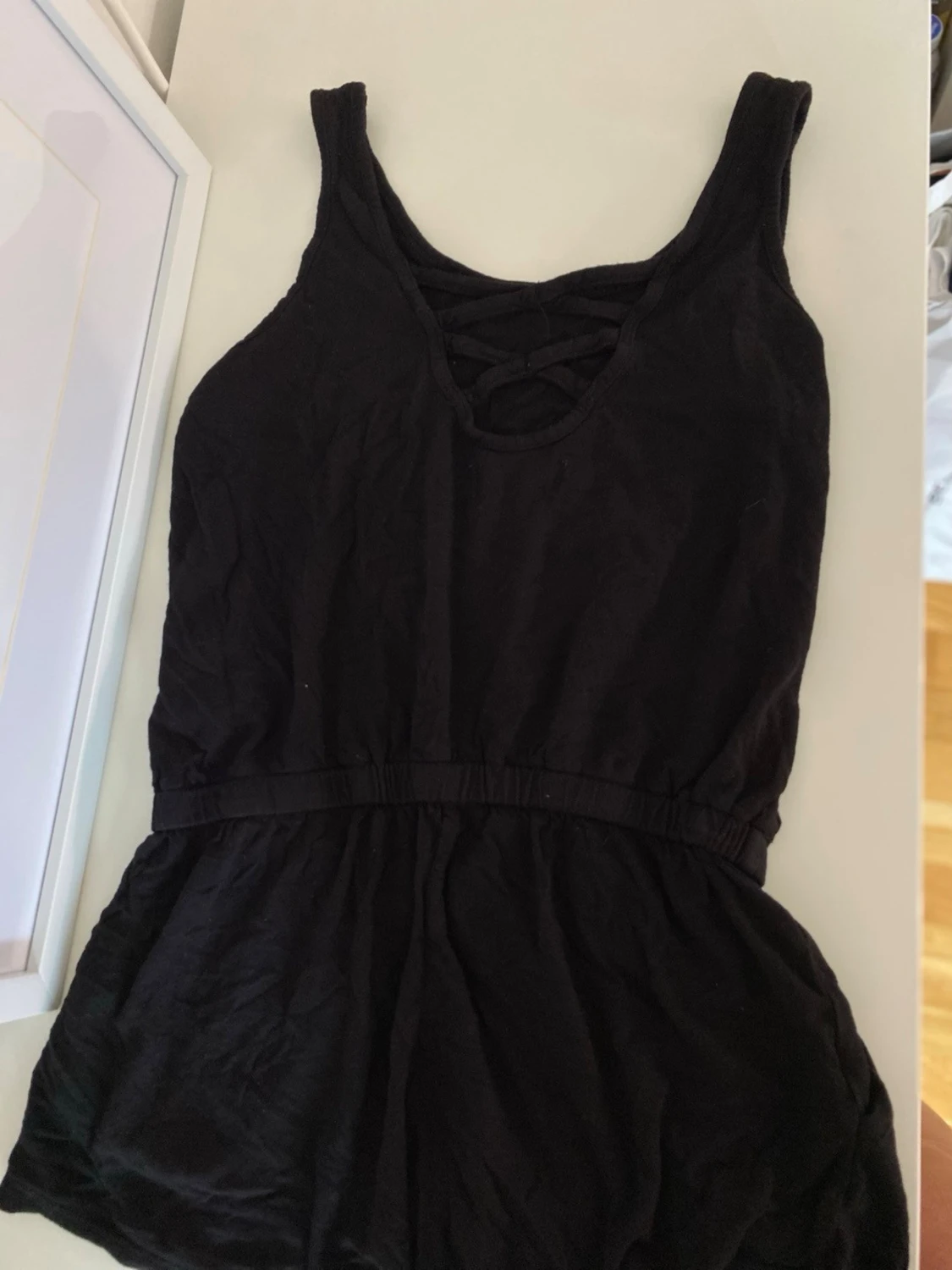Svart jumpsuit med tryck - 1