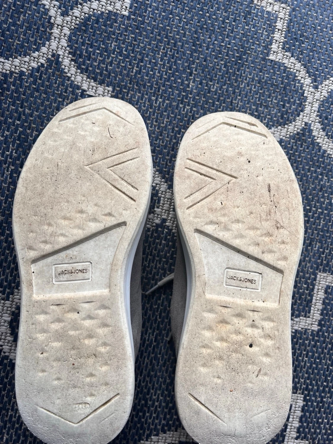 Gråa mockaskor  - 2