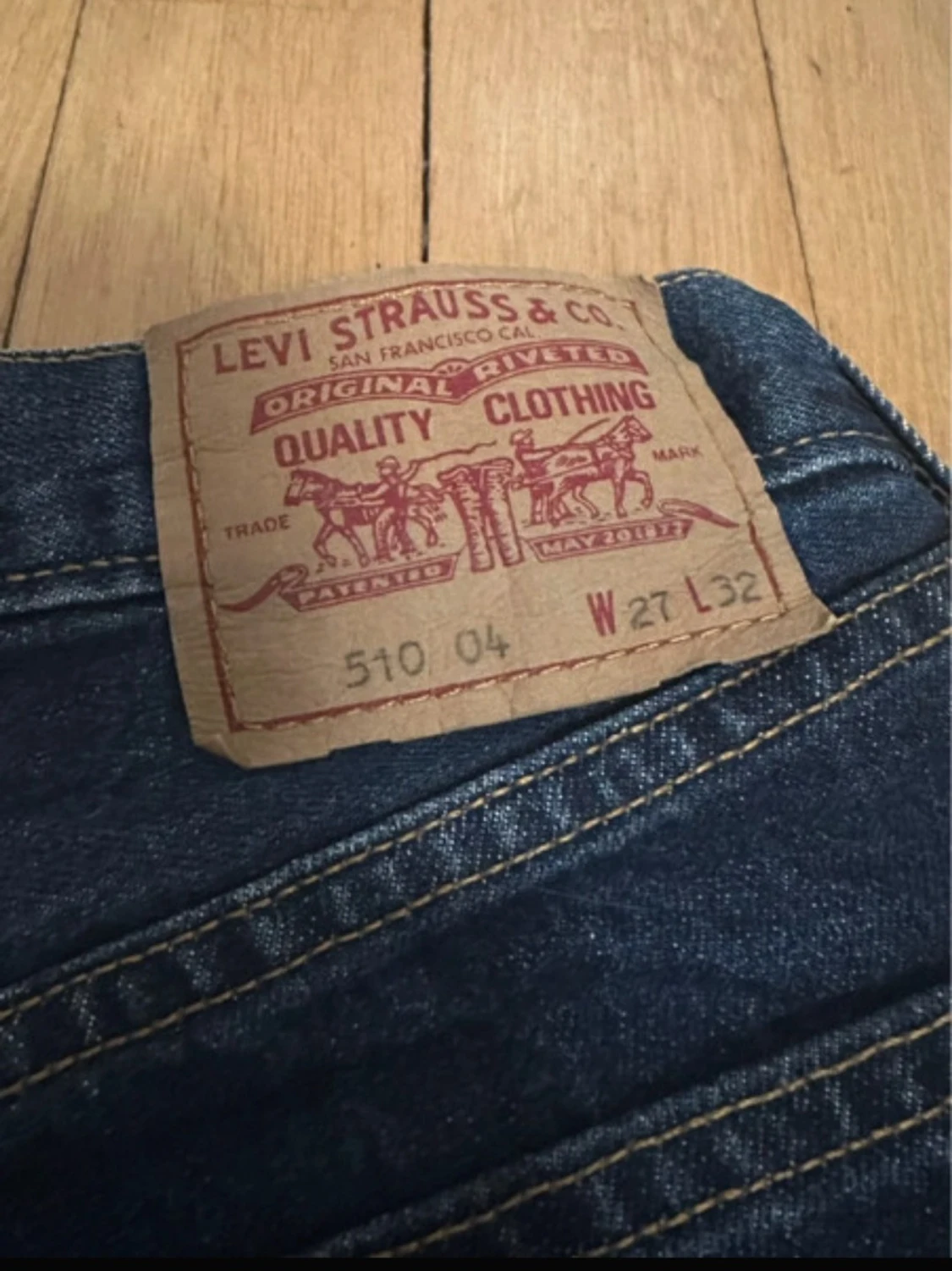 Levi's mörkblå denimshorts hög midja - 2