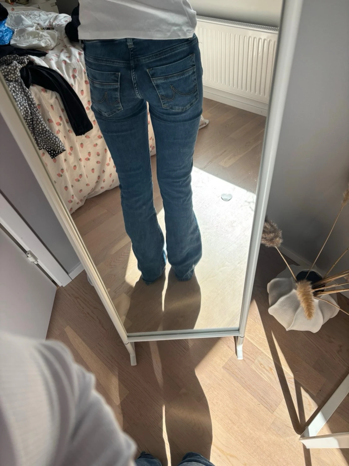 Blå bootcut jeans med låg midja - 1