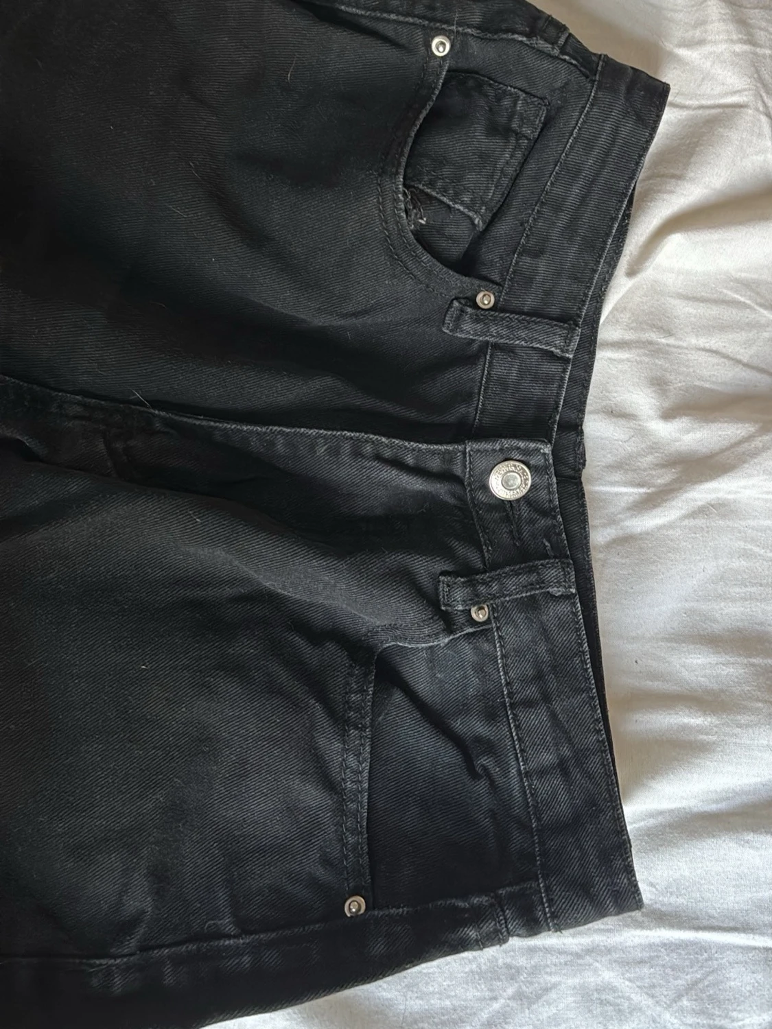 Svarta raka jeans - 2