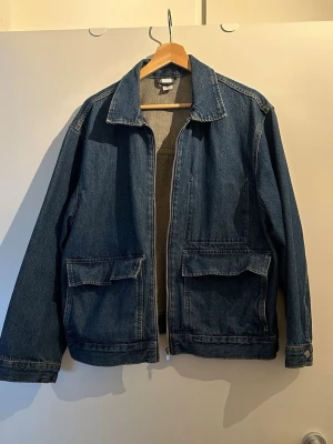 Oversize jeansjacka - Knappt använd