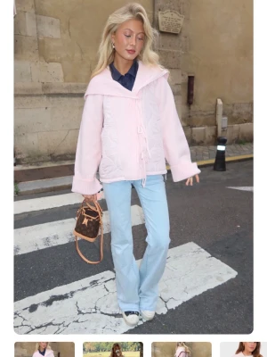 Meet me there jacka - Supersöt ljusrosa trendig jacka från Meet Me there. Den har aldrig använts och har prislappen kvar! Såå perfekt till våren. Säljer endast då den inte är min stil.