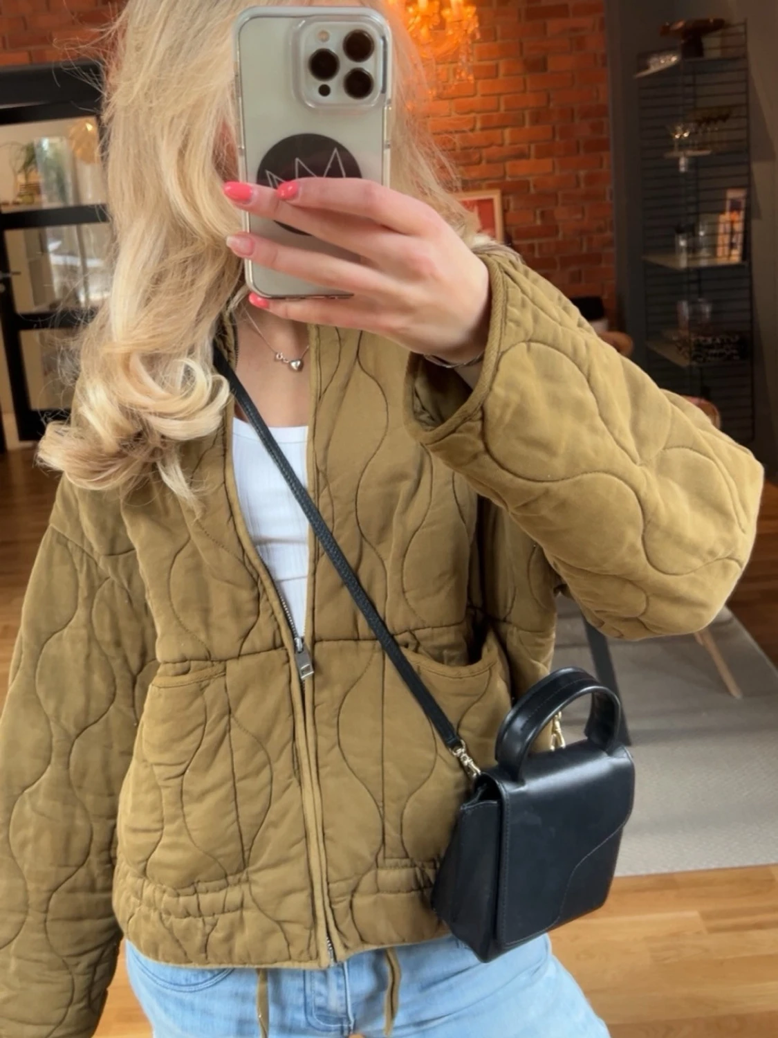 Quiltad beige jacka från Zara - 2