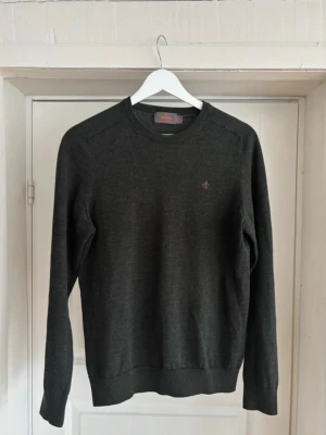 Morris tröja  - Mörkgrön stickad tröja från Morris i ny skick. Skriv vid funderingar 