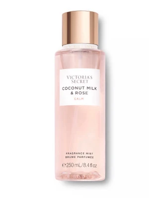 Ny! Victoria's Secret Coconut Milk & Rose - Fräsch och mjuk doftmist från Victoria's Secret med toner av kokosmjölk och ros. Flaskan är cylinderformad i ljusrosa plast med en elegant guldig kork. Rymmer 250 ml och ger en lätt, blommig och tropisk känsla. Säljer även body lotion i samma doft i mina andra annonser. Ingår ej i denna annons. INGA SKAMBUD TACK!!!