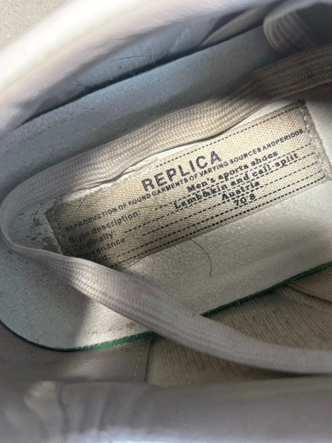 Maison Margiela svartvita sneakers - 2