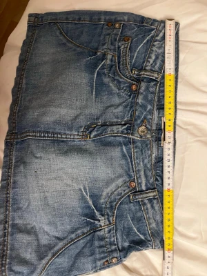 Vintage minikjol - Så snygg vintage minikjol, passar tyvärr inte mig, sitter som en storlek S/M