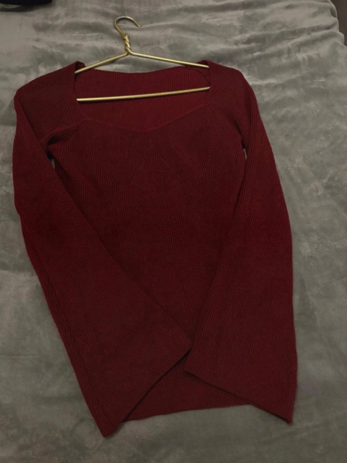 Vinröd ribbad topp med lång ärm - 1