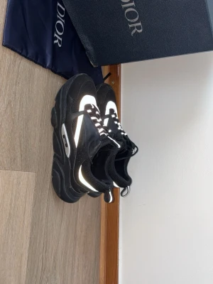B22 skor - De är lite använda men de är i jättebra skick. 