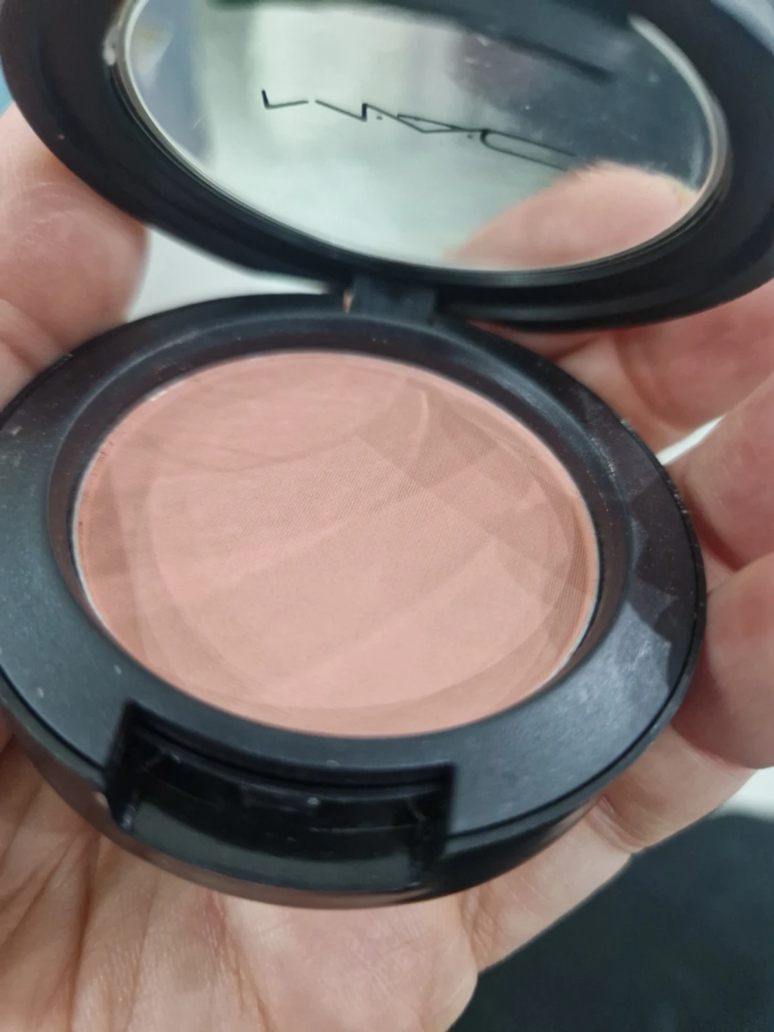 MAC Sheertone Blush Gingerly - 2