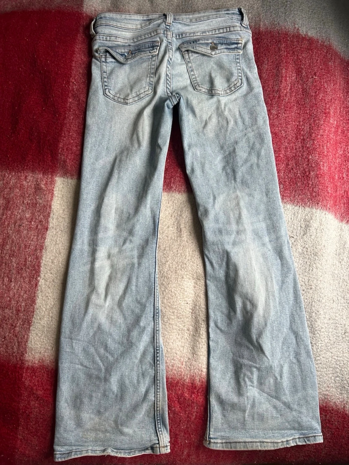 Ljusblå bootcut size s jeans - 1