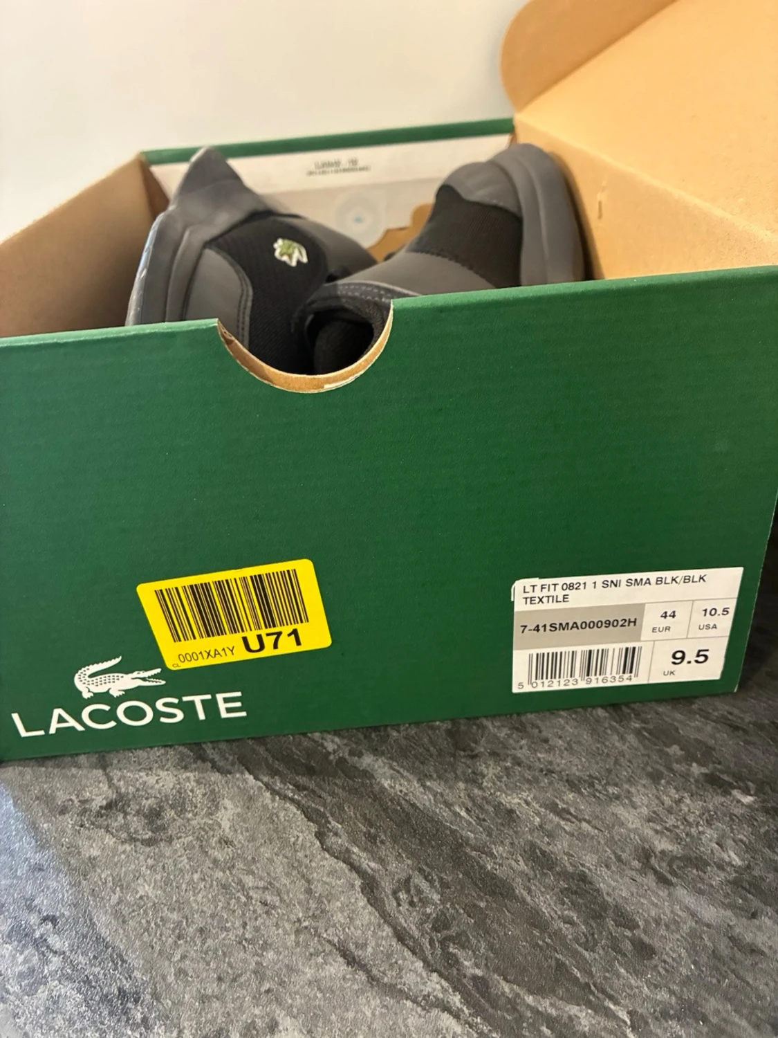 Svarta Lacoste sneakers i mesh och skinn - 4