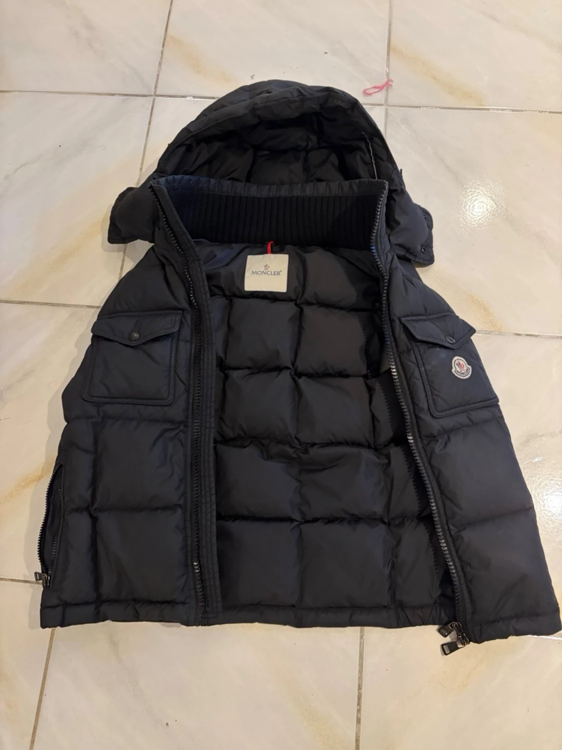 Moncler väst - 1