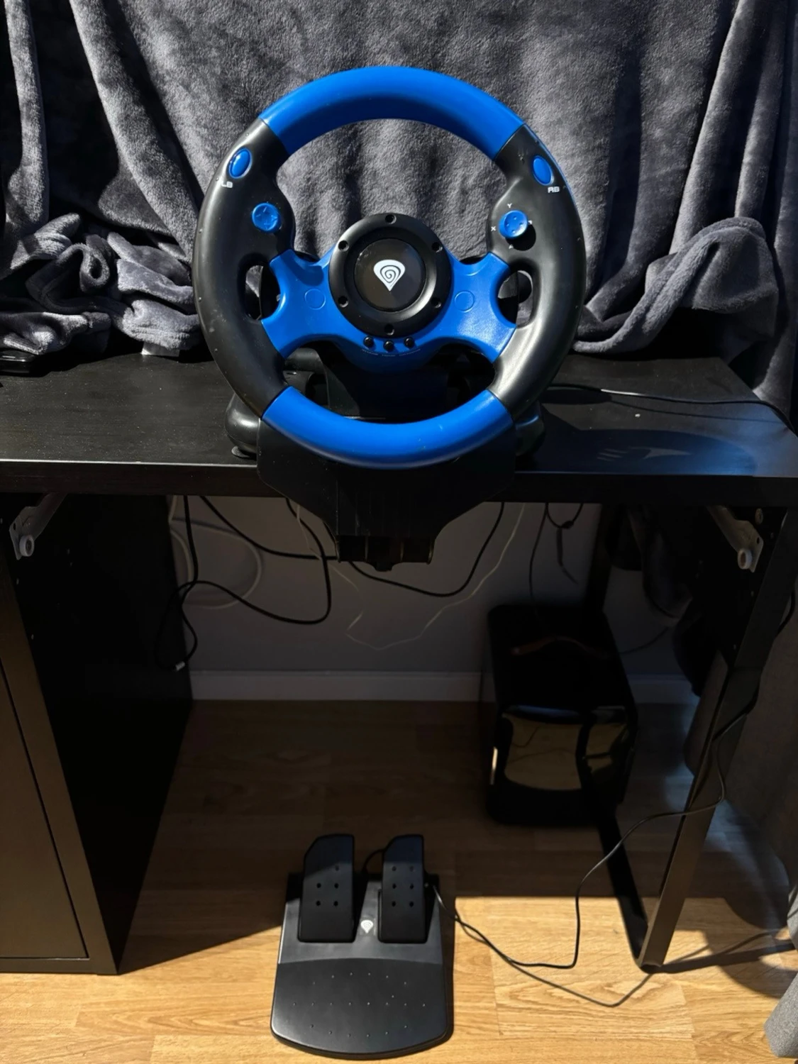 Genesis Seaborg 350 Racing ratt & pedaler