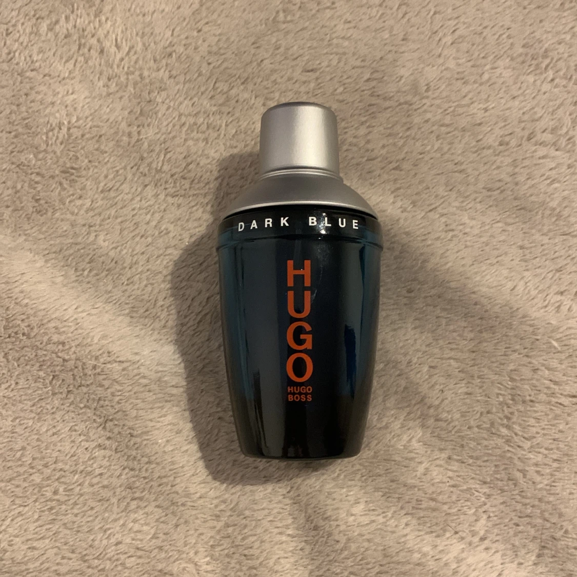 Hugo Boss Dark Blue parfym