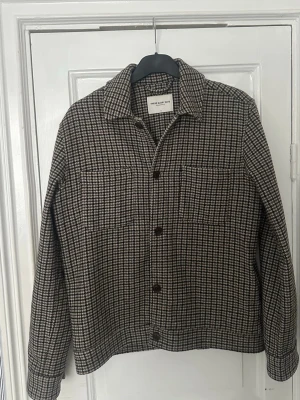 Overshirt  - Schysst overshirt från these glory days. I princip u nyskick, inga hål elr dylikt. 