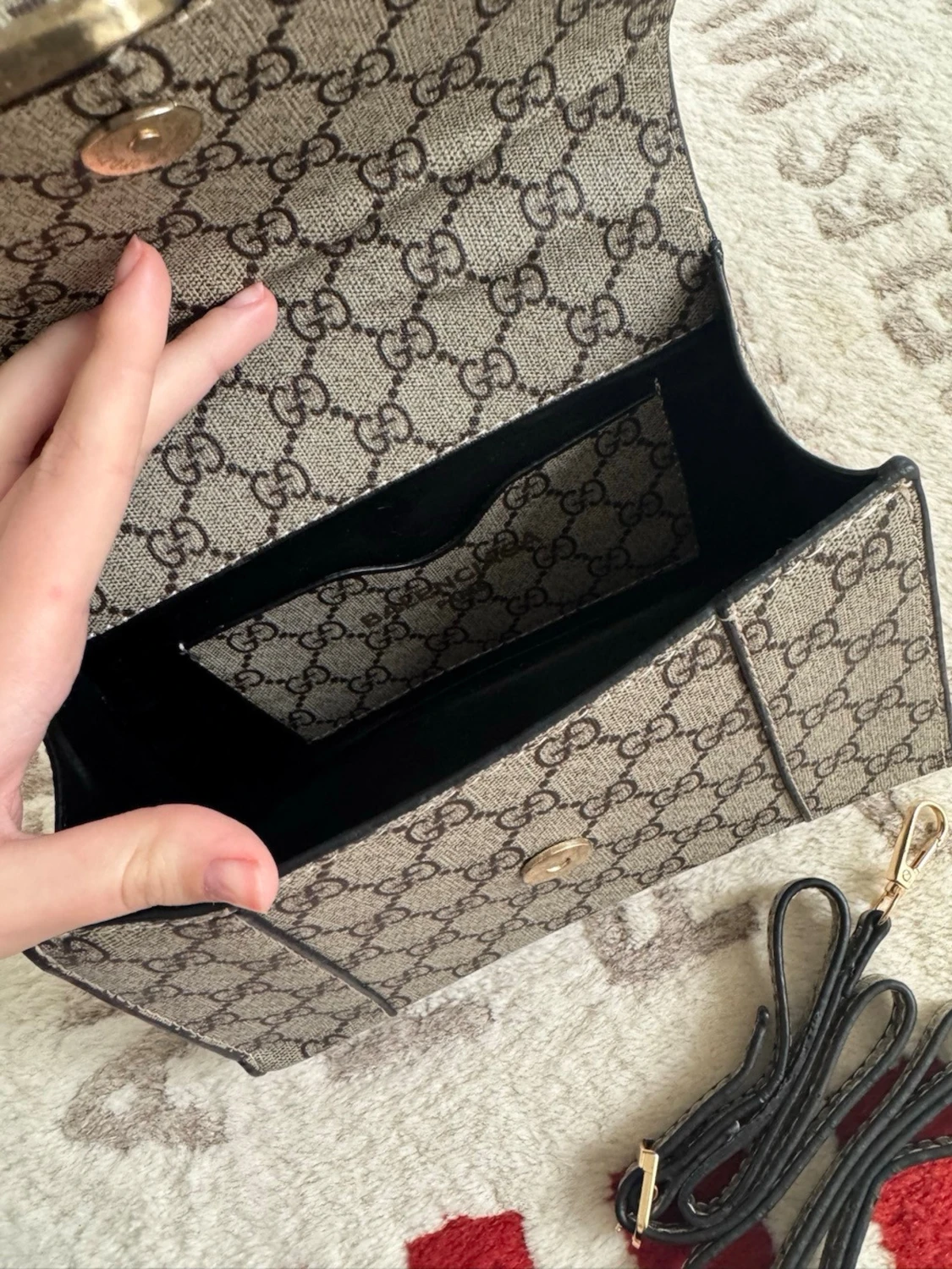 Gucci beige monogram handväska - 4