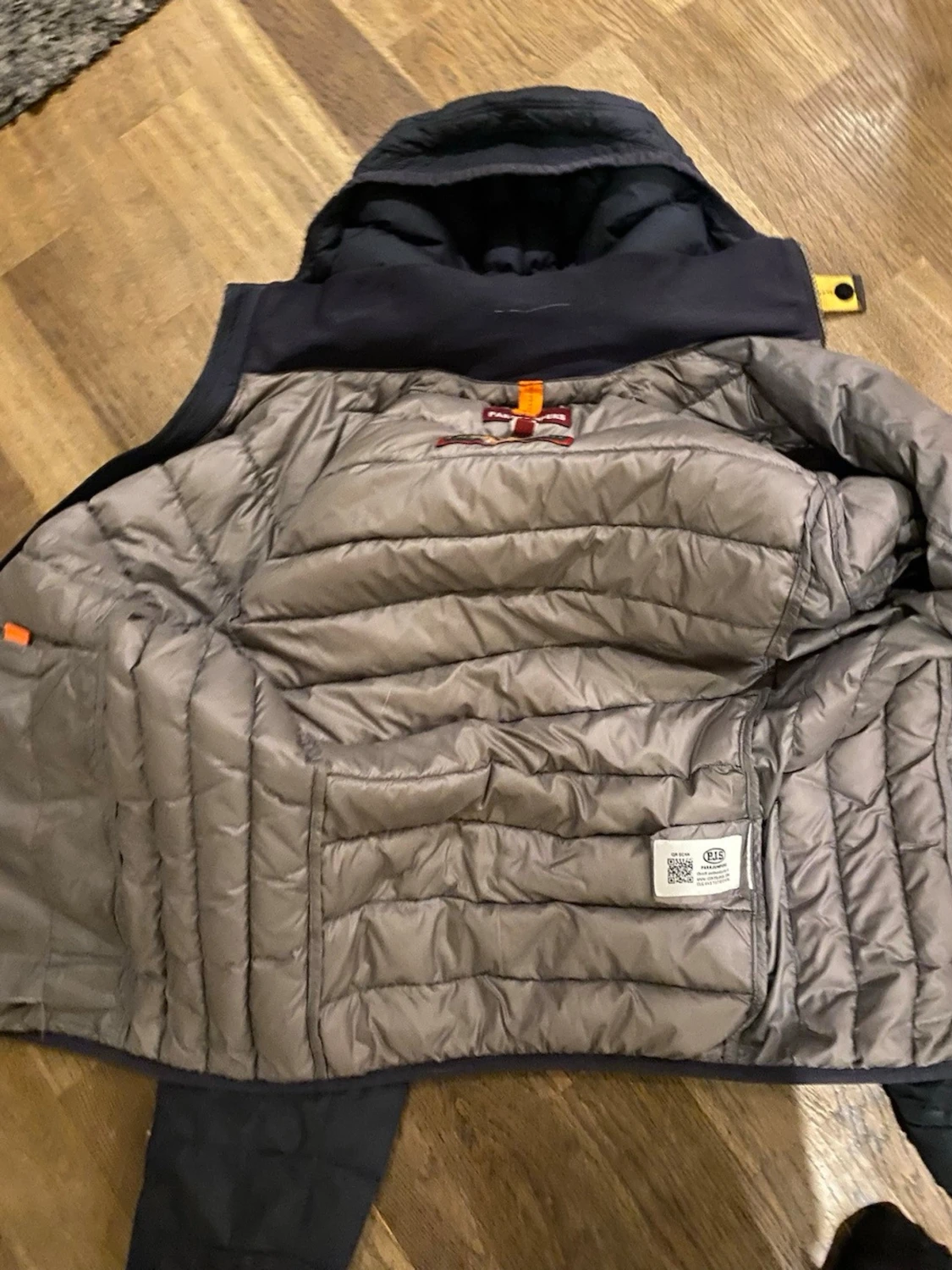 Mörkblå dunjacka från Parajumpers - 3