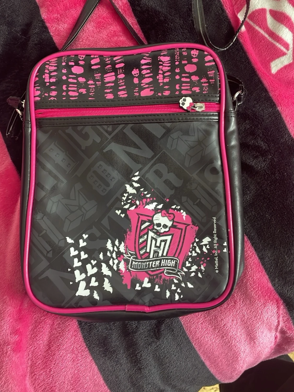Monster High axelväska svart/rosa