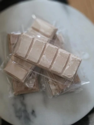 Doftkakor Kaffe  - Doftkakor till vaxbrännare med Kaffe doft. Finns 14 stycken. 