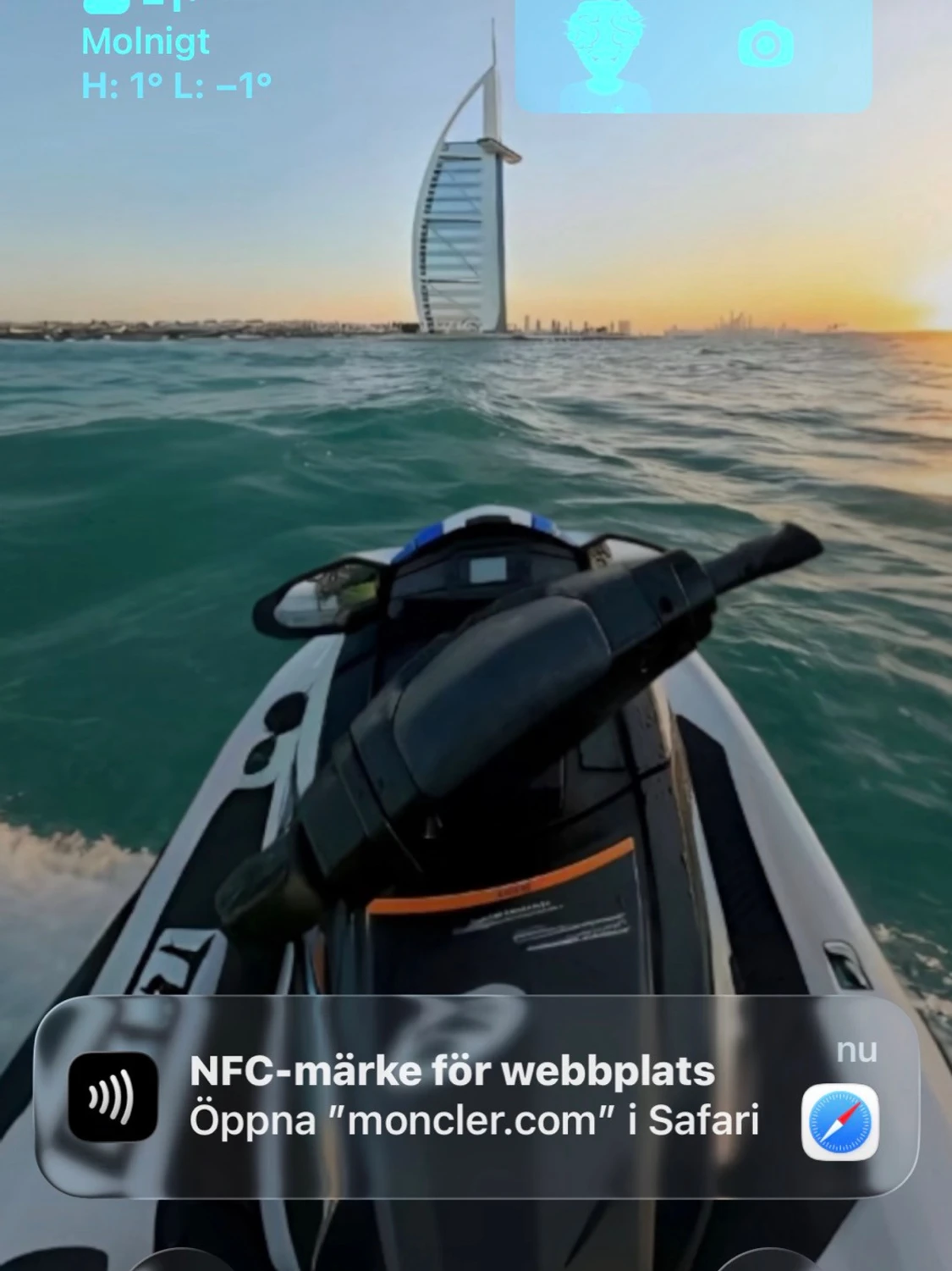 Svart dunväst från Moncler - 4