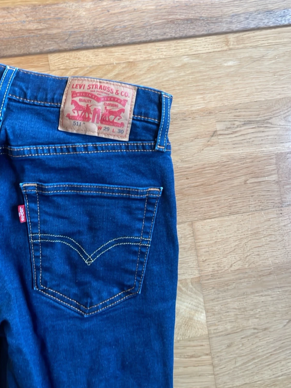 Blå raka jeans från Levi's - 2