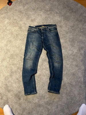 Jack & Jones Jeans - Fräscha Jack & Jones Jeans | Storlek: W32 L32 | Hör av dig vid funderingar👍