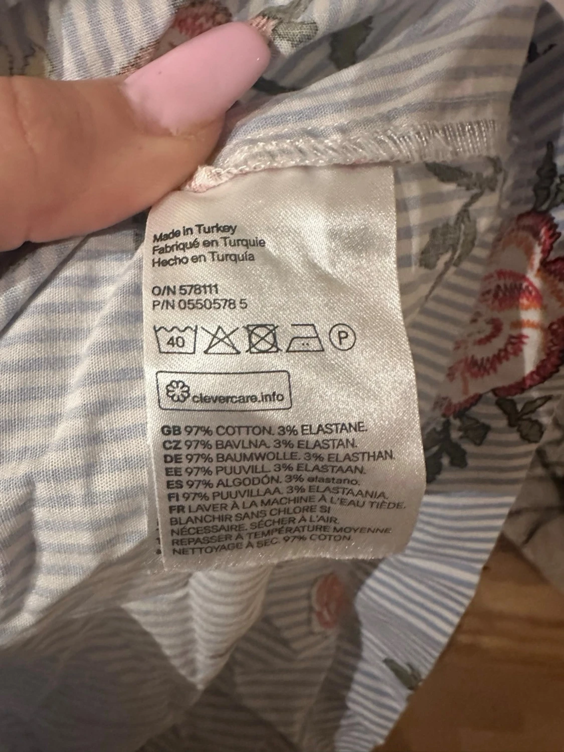 Blommig blus med volangärm från H&M - 2