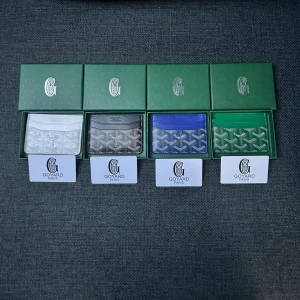 Goy4rd korthållare - Korthållare i snygg och tålig canvas. Liten och smidig med plats för flera kort. Perfekt för vardagsbruk och att ha i fickan. 