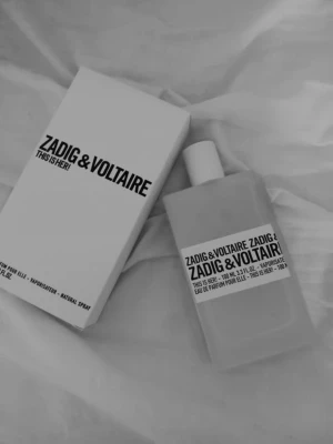Parfym från Zadig & Voltaire 30ML - LÅNAD BILD❗️30ml, aldrig använd. Enbart testad