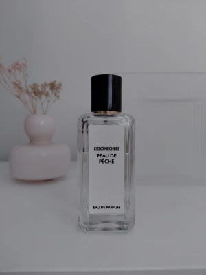 Keiko Mecheri peau de peche  - JAPANESE WHITE PEACH ORRIS POWDER SANDALWOOD MUSK