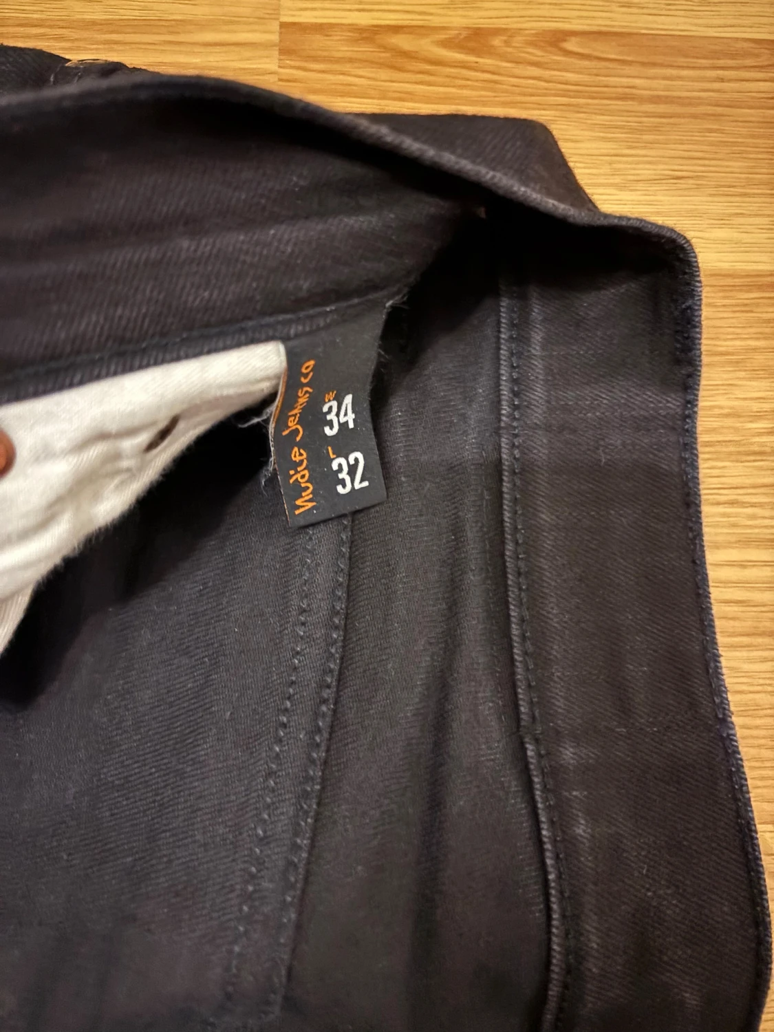 Svarta jeans från Nudie Jeans Co 34/32 - 2