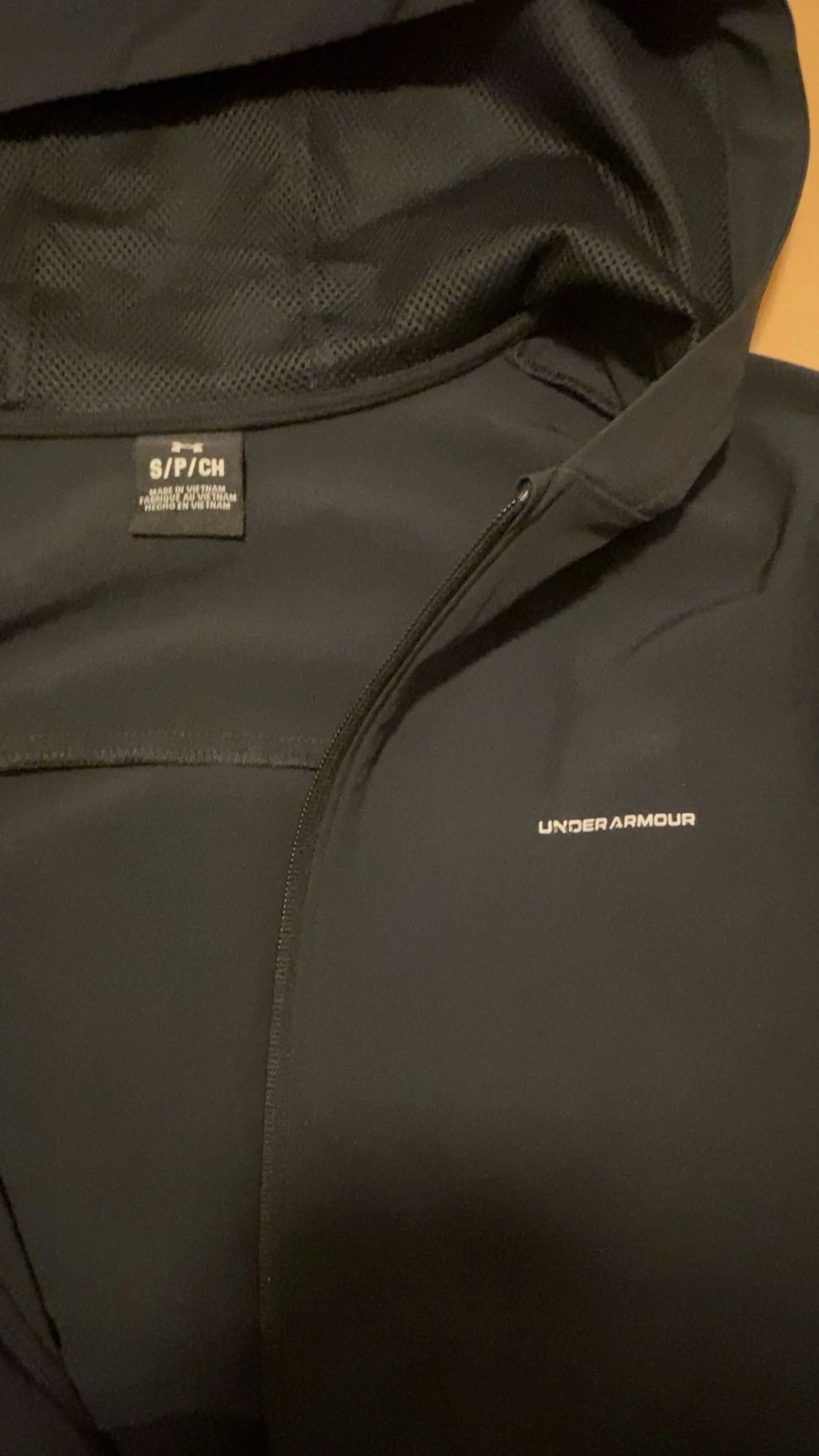 Svart vindjacka från Under Armour - 1