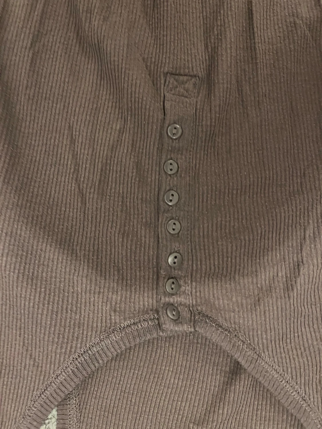 Brun ribbad linnetopp från H&M - 1