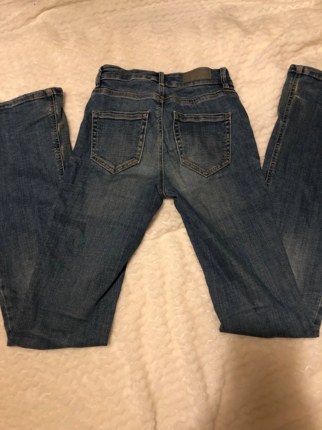 Blå bootcut jeans från Vero Moda - 1