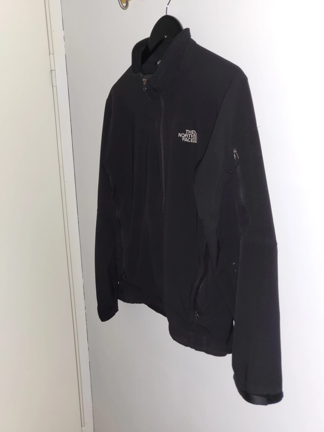 Svart tröja/jacka från The North Face - 3