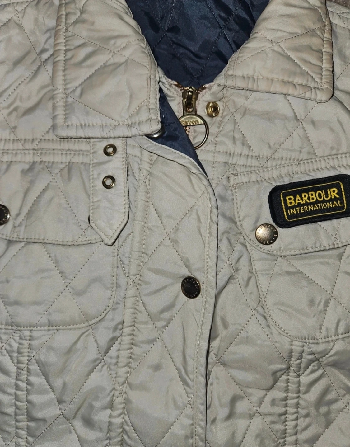 Beige quiltad jacka från Barbour - 2