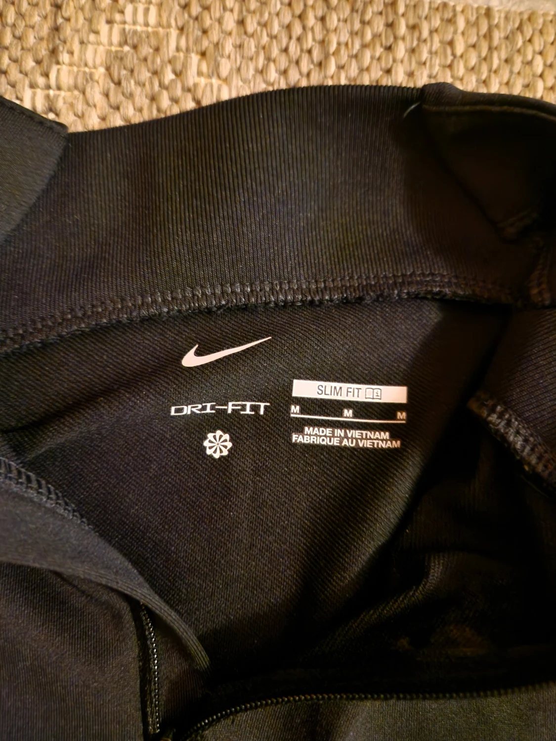 Svart Nike Dri-Fit half zip tröja - 1