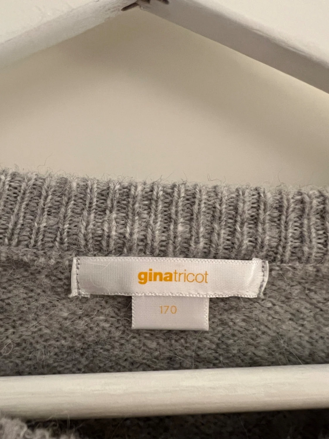 Stickad tröja - 3